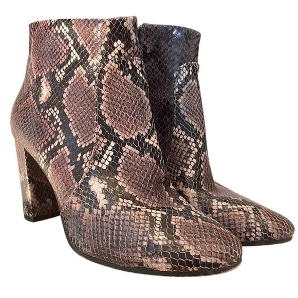 Vince Camuto Snakeskin Ankle Boots | Chunky Heel, Size 8, Leather, EUC $160 - Picture 3 of 9